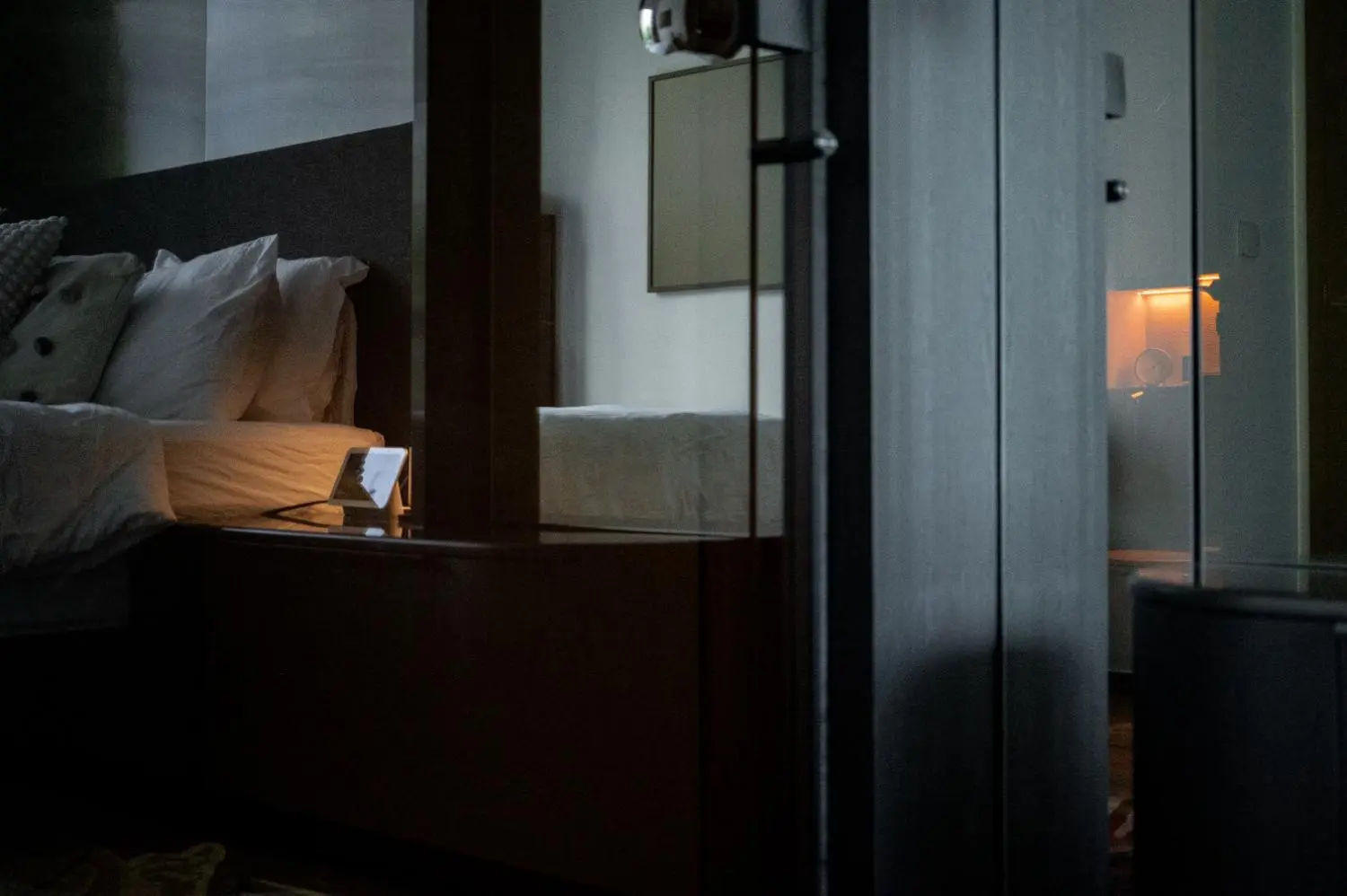 Erstudio Piermont Grand — dark feature wall or architectural detail